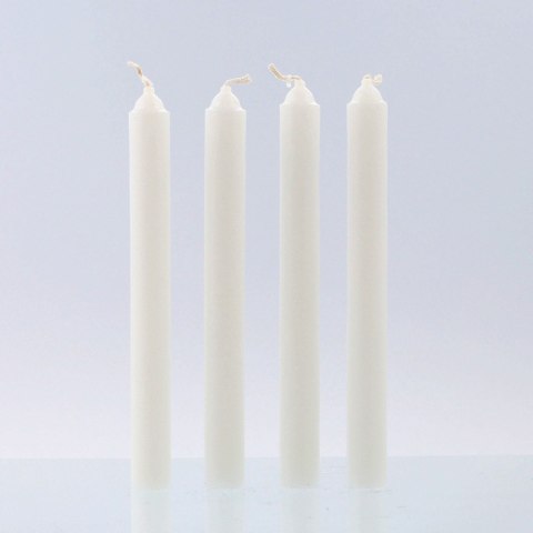 CANDELA - świece Świeca stołowa biała długa 20 cm - 10szt. CANDELA - świece Świeca stołowa biała długa 20 cm - 10szt.