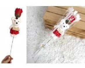 Róża walentynkowa z misiem w folii 37cm Róża walentynkowa z misiem w folii 37cm